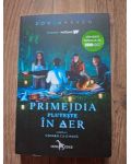 Primejdia pluteste in aer 1- Zoe Aarsen