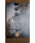 Un drum lung pana jos- Jason Reynolds